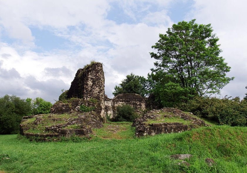 Castle of Gazteluzar, Spain